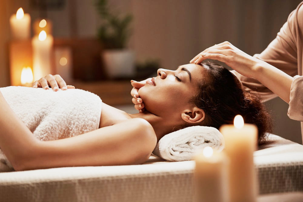 INTIMATE | SPA | MASSAGE
